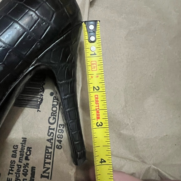 Ralph Lauren Purple Collection Black Croc Embossed Pumps size 7B Made in Italy - Picture 8 of 9